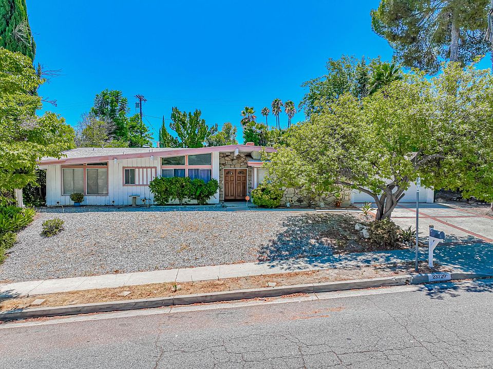 まりの 23003 Mariano St, Woodland Hills, CA 91367 | MLS #SR25203403