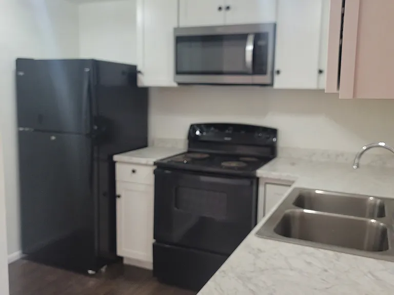 1504 Lura Ave — Photo 10