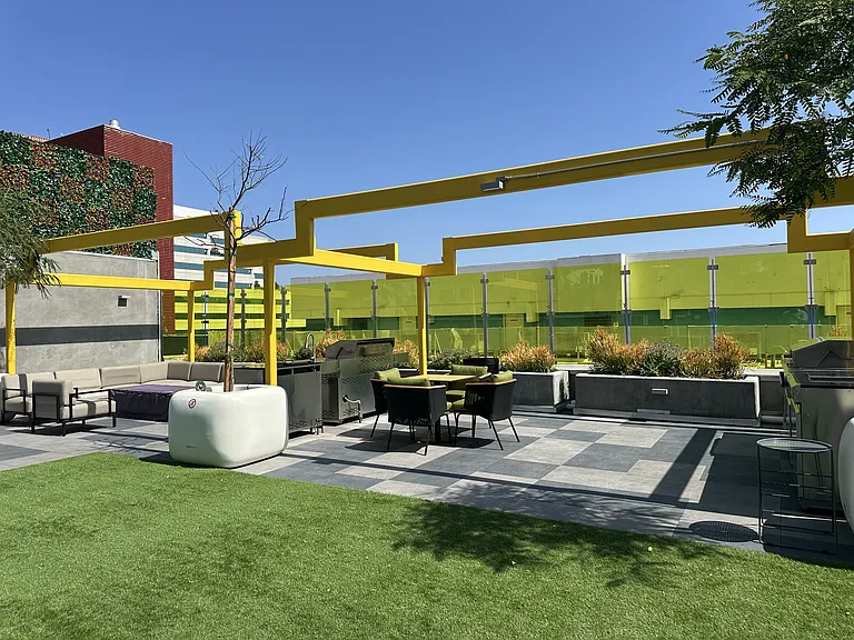 TENTEN Campus Glendale — Photo 27