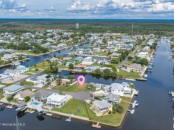 5th image of 4367 4th Isle Dr
