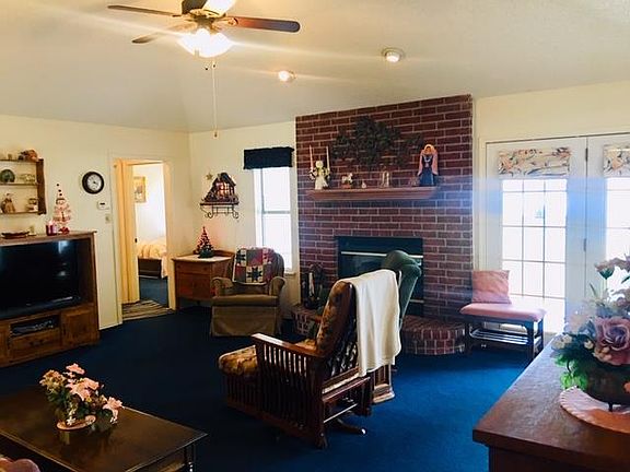 2nd image of 101 Laura Dr