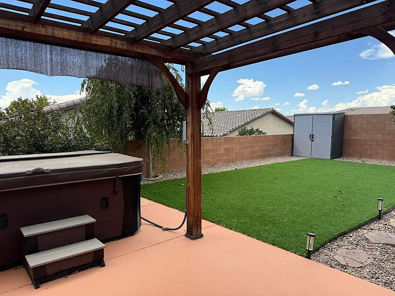 7309 Ojai St NE — Photo 2