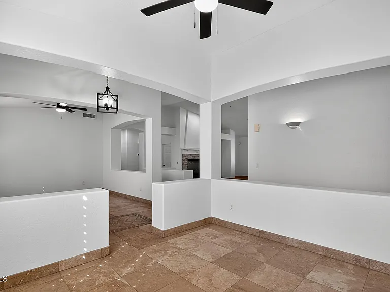 7742 E Los Gatos Dr — Photo 10
