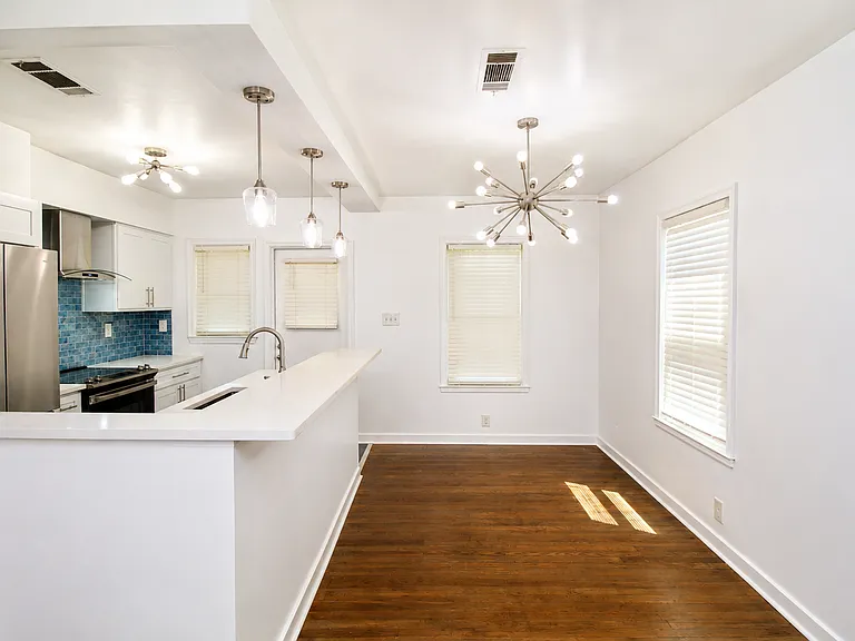 315 Flannan Rd — Photo 6