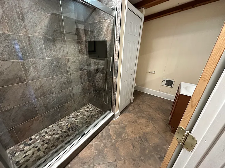 139 Anderson Ave #1 — Photo 18