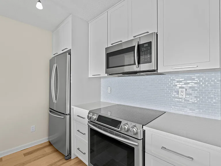 286 Cypress Point Dr — Photo 9