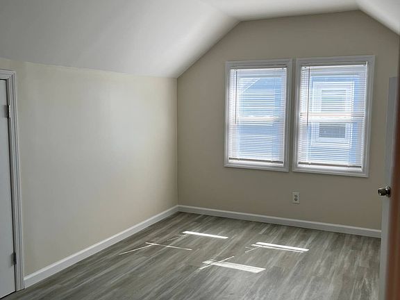 4th image of 9304 241st St