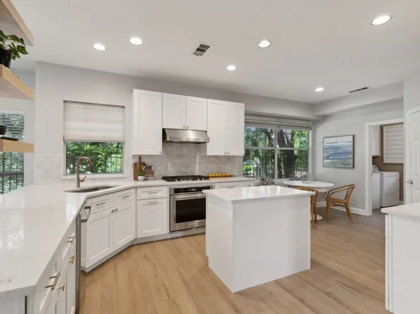 9024 Rock Valley Cv, Dallas, TX 75238