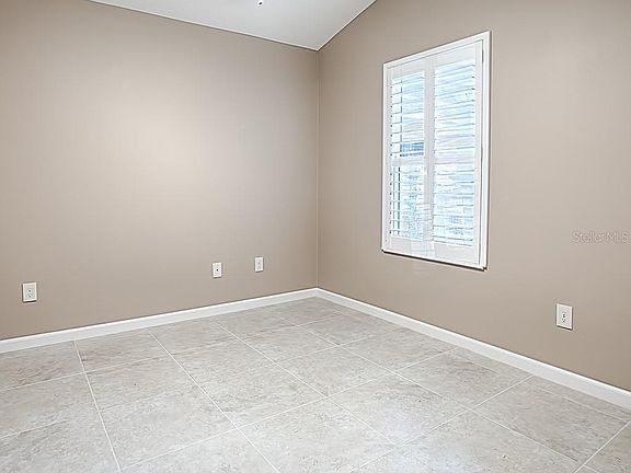 4th image of 2492 Lay Ln