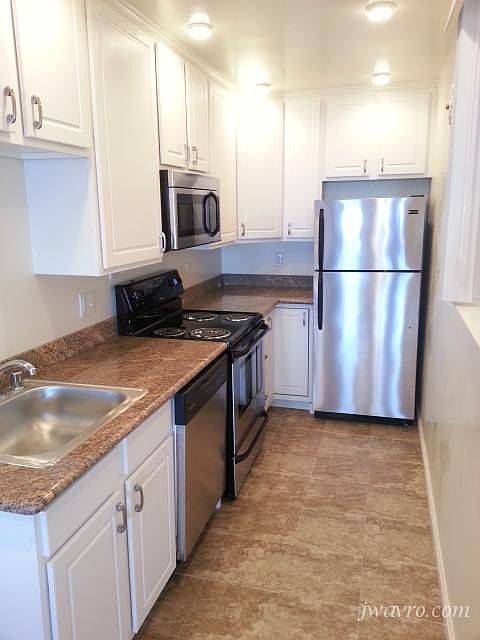 1st image of 1222 Clayton St #12A