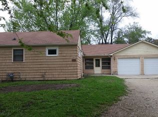 400 Triggs Ave, Elgin, IL 60123