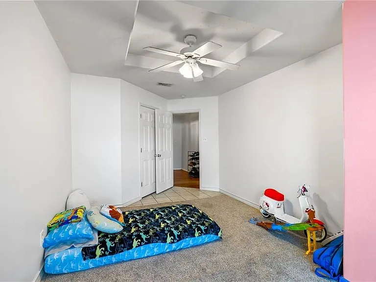 626 Caddo St — Photo 14