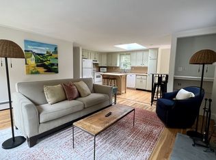 6 Dupee St, Walpole, MA 02081