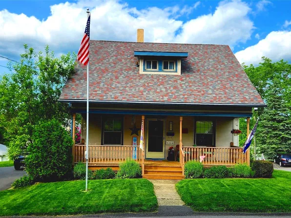 111 N Pioneer Ave, Shavertown, PA 18708