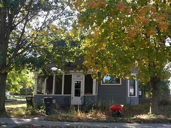 2nd image of 100 Kendall St