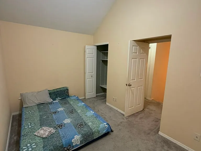 9616 W Bradley Rd — Photo 8