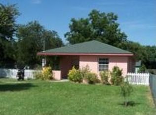 302 S Carlton St, Ennis, TX 75119