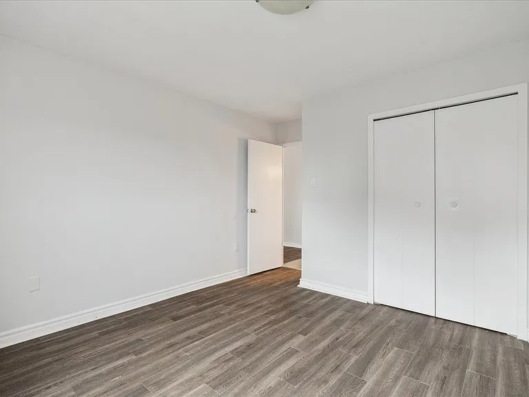 3 Frontenac Rd #1 — Photo 12
