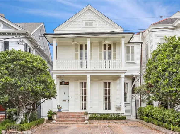 6035 Pitt St, New Orleans, LA 70118