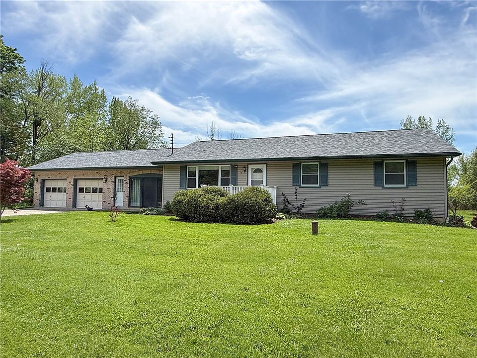 1st image of 16 Sharpsteen Rd