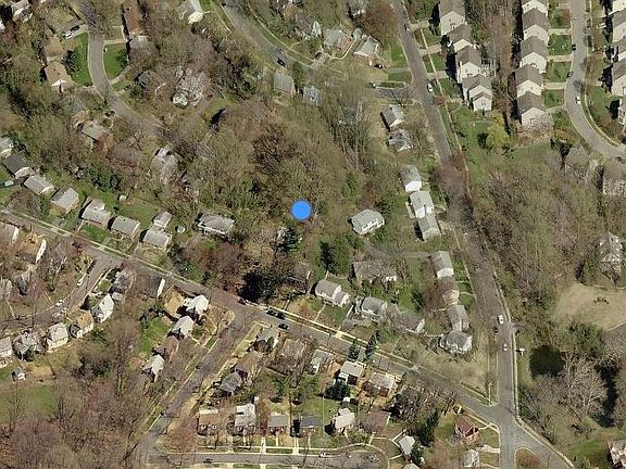 5th image of 10609 Drumm Ave