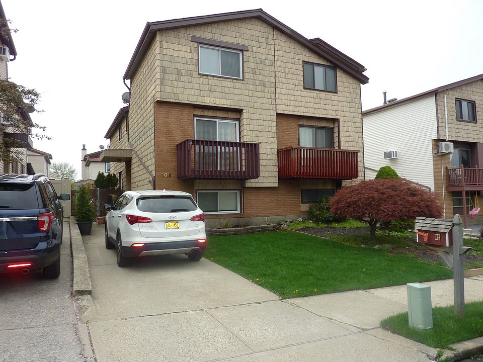 1st image of 106 McVeigh Ave