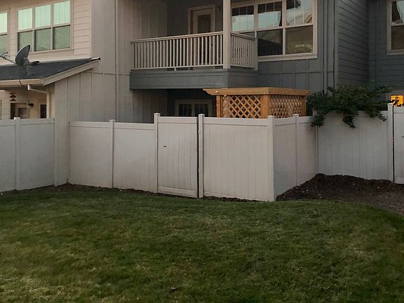 5th image of 3126 Alameda St Unit 211