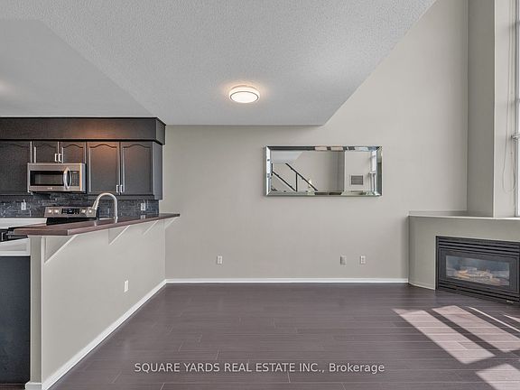 5th image of 200 Manitoba St #412