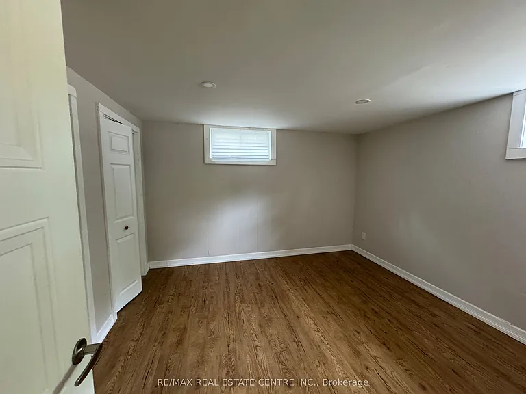 456 Speedvale Ave E #BASEMENT — Photo 16
