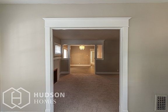 4th image of 27 Athol St #1