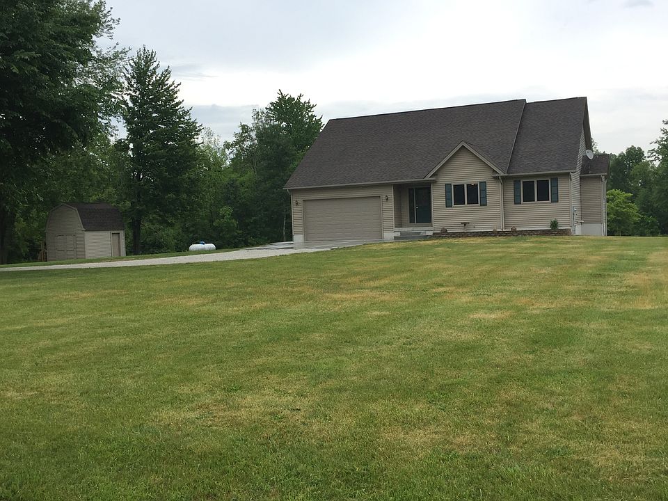 2nd image of 2600 Eckles Rd