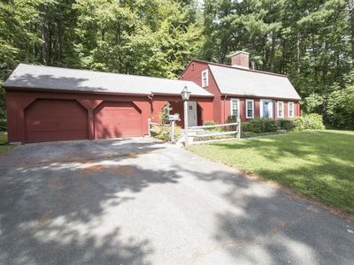 70 Elmwood St, Millbury, MA, 01527