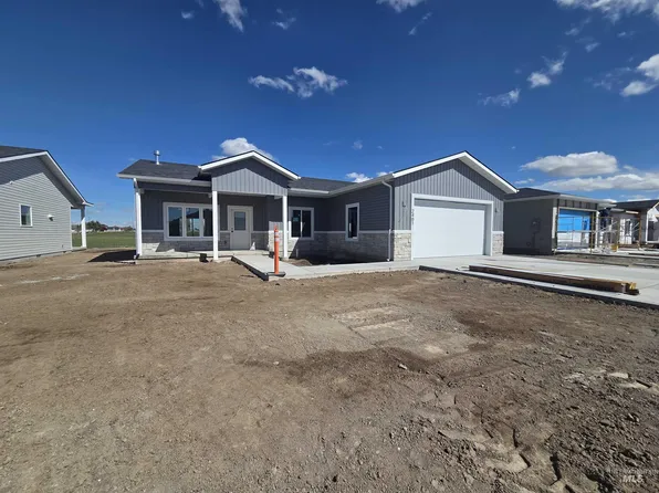 2401 Bristol Ave, Burley, ID 83318