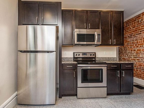3rd image of 80 E 4th Ave #80