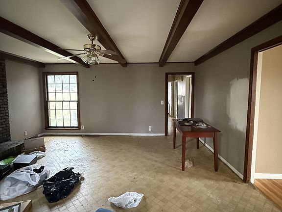 5th image of 143 Southridge Dr