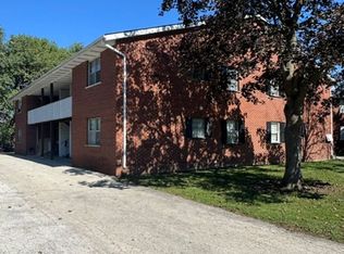 410 Hickory Cir #5, Momence, IL 60954