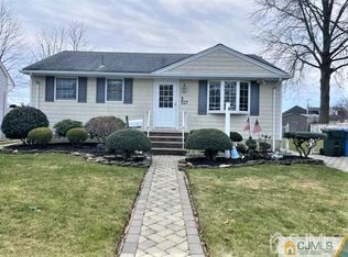 120 Birch St, Port Reading, NJ 07064