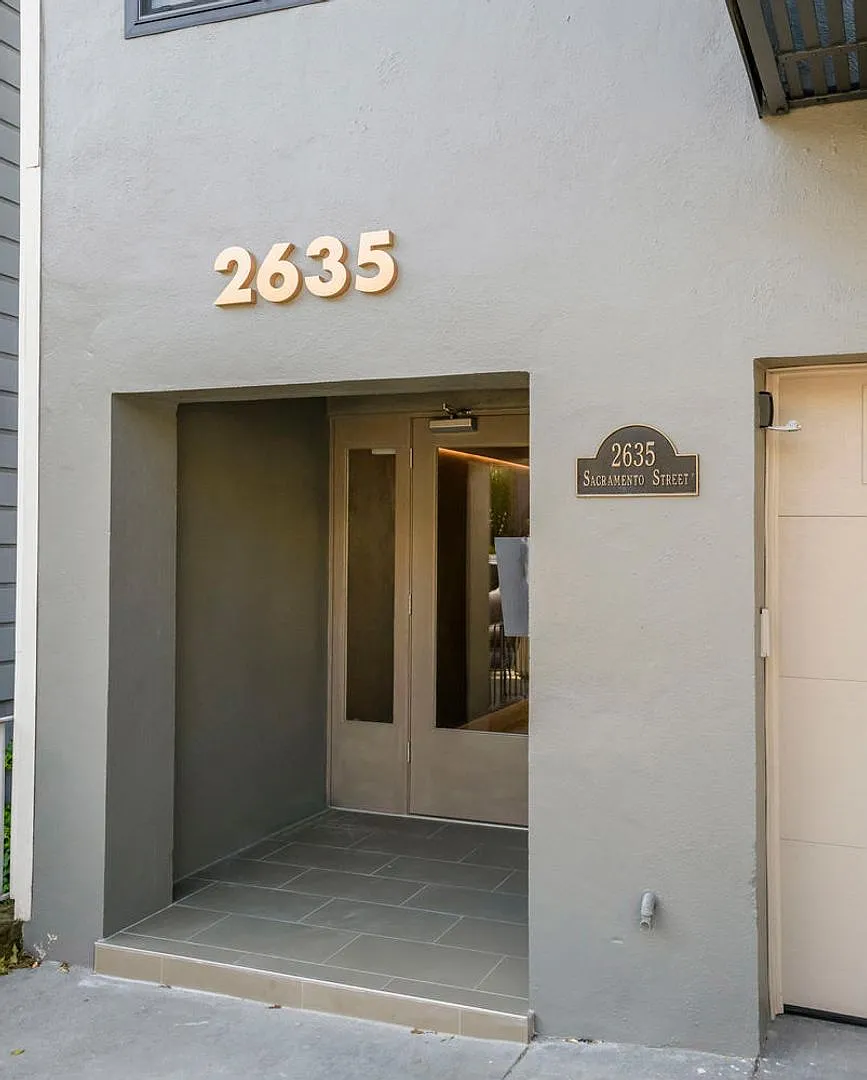 2635 Sacramento St - Main Image