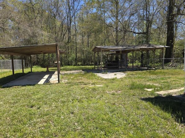 14964 E Beaver Dr, Pride, LA 70770