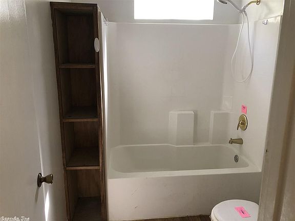 5th image of 33 Boanna Dr