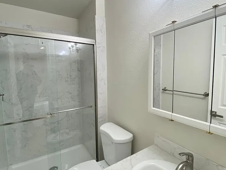 34323 Russell Ct — Photo 14