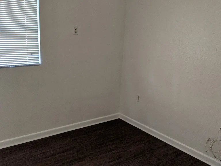 601 N Center St — Photo 7
