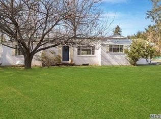 93 Lawrence Hill Rd, Cold Spring Harbor, NY 11724