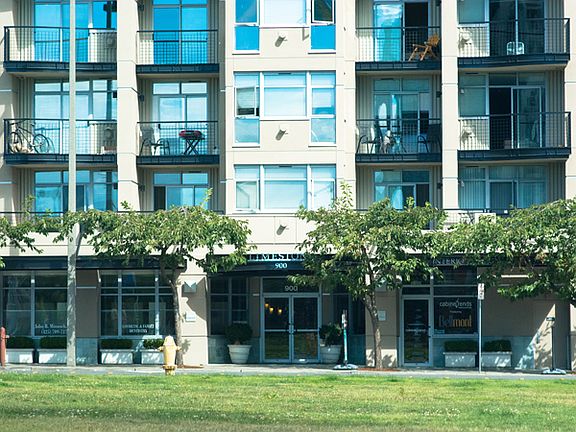 4th image of 900 108th Ave NE APT 509