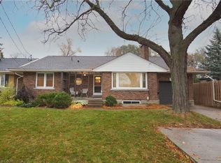 296 Dumfries Ave, Kitchener, ON N2H 2E8