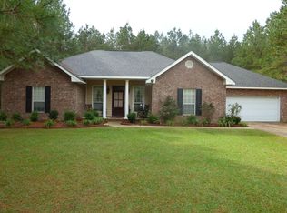 1060 Great Point Dr, McComb, MS 39648