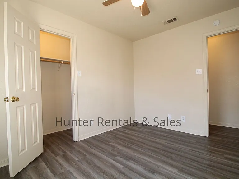 5203B Daybreak Dr — Photo 20