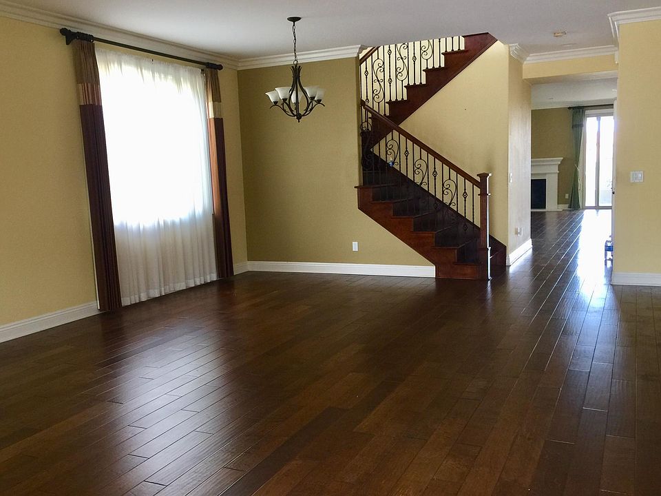 1st image of 13562 Silver Ivy Ln