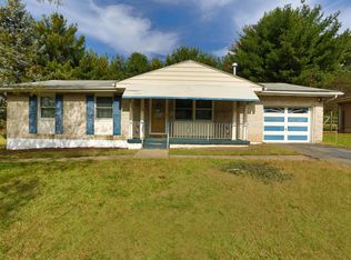 33 Laflin Rd, Wilkes Barre, PA 18702