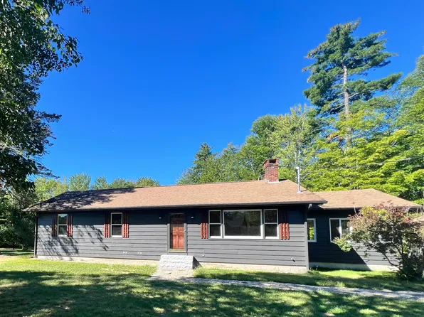 123 Holland St, Moultonboro, NH 03254